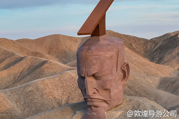 从广州去敦煌,听说那边很干,容易流鼻血,带什么护肤品和药品比较实用?